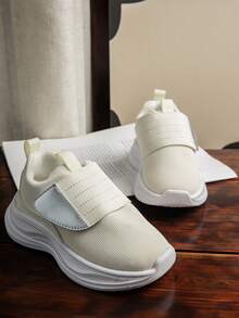 Kids' Classic Mesh Sports Shoes With Hook And Loop Closure - Beige - View 5