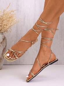 2026 Spring/Summer Women's Sandals, 1 Pair Sexy Open Toe Roman Style Criss-Cross Strap Sandals, Suitable For Hot Girls, Parties, Vacations And Other Occasions. Featuring Interwoven Gold Straps Design, Exuding Fashionable Vibe For Vacation And Dating, An Essential Summer Fashion Item For Ladies. - Gold - View 2