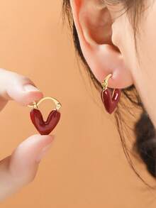 1对复古心形珐琅豹纹方形耳钉 - 酒紅色 - 查看 2