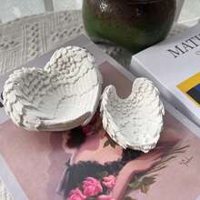 Versatile Silicone Mold With Small & Large Wings, Minimalist & Practical - White - View 3