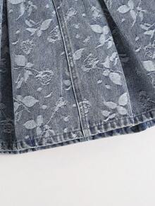 Bộ 2 món cho bé gái, gồm áo ba lỗ không tay in họa tiết hoa hồng và chân váy denim xếp ly thời trang, đa năng. - Rửa trung bình - Xem 7