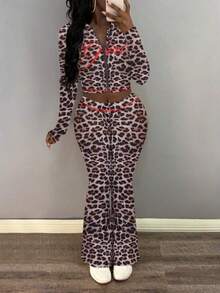 LovelyWholesale Women's Cute Hooded Long Sleeve Letter & Leopard Print Zip-Up Jacket And Flare Pants Set, Spring Break Outfit, Summer Vacation Wear - Brown - 查看 2