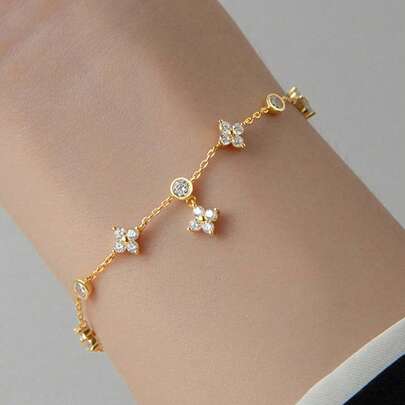 BALMORA 1件925纯银复古简约可爱时尚精致闪亮锆石花朵手链，送给女性、朋友、爱人、生日的礼物