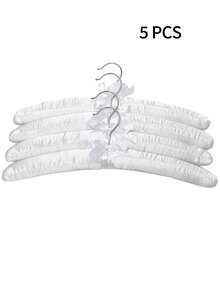 5 móc treo quần áo bằng vải satin có đệm, bọc lụa, móc bạc, đệm mút, thích hợp trưng bày trong cửa hàng quần áo, móc treo vest cưới cho cô dâu chú rể, nội thất gỗ, trang trí nơ, móc treo quần áo nhiều màu sắc, mềm mại và nhẹ nhàng với quần áo. - trắng - Xem 9