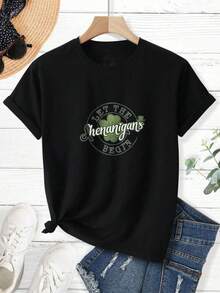 Men's T-Shirt, Women's T-Shirt,  St Patrick's Day Themed Designs Featuring,  Let The Shenanigans Begin With A Green Clover In The Center Of A Circular Design On A Black T Shirt Comfortable And Versatile Outdoor Casual Short Sleeve - Negro - Ver 2