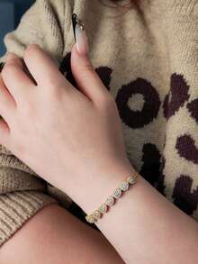 水滴形水晶手链，可拆卸式手链，独特设计，精致低调的奢华手链。 - 金色 - 查看 3