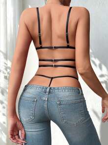 新款性感纯色镂空爱心女士内衣套装，可调节文胸、吊袜带和丁字裤，适合派对穿着 - 黑色 - 查看 3