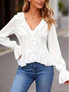 Blusa tejida elegante de mujer con cuello en V profundo y volantes, con volantes en los puños y el bajo en blanco - Blanco - Ver 2