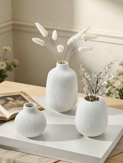 Elegant White Textured Resin Vase - Contemporary Decorative Vase With Vertical Texture, Suitable For Living Room Coffee Table, Bedroom Nightstand, Kitchen Counter, Bathroom Vanity And Home Office, Great For Displaying Fresh Flower Bouquets, Dried Pampas Grass, Eucalyptus Branches And Artificial Flowers, Boho And Minimalist Design To Enhance Home Aesthetics