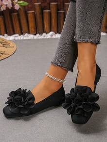 XfxfA Women's Striped/Pointed Toe Flat Shoes, Suitable For Shopping/Casual Daily/Commute/Vacation Wear - Black - View 4