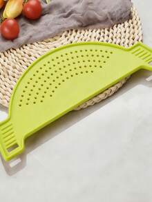 Colador de borde de olla universal de silicona, tabla de drenaje fácil para fideos, verduras, frutas, herramienta de cocina anti-desbordamiento, regalo ideal para el Día de la Madre - Ver 12