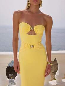 Women's Yellow Elegant Strapless Ruched Bodycon Maxi Dress, 2026 New Spring Summer Sexy Cutout Gold Hardware Detail Gown, Luxury Vacation Party Outfit For Wedding Guest, Holiday, Graduation, Beach & Going Out Occasions - Yellow - View 7