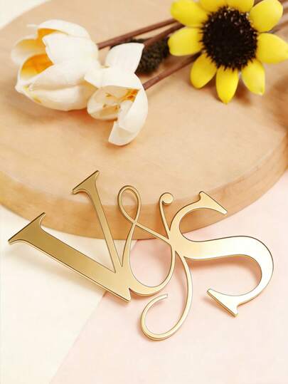 Customized Acrylic Decorations, Personalized With Name And Numeric Patterns. Suitable For Birthdays, Christenings And Parties, Can Be Used As Birthday Gifts, Commemorative Gifts, Wedding Decorations. They Are Also Ideal Gifts For Best Friends, Suitable For Mother's Day, Father's Day And Valentine's Day.