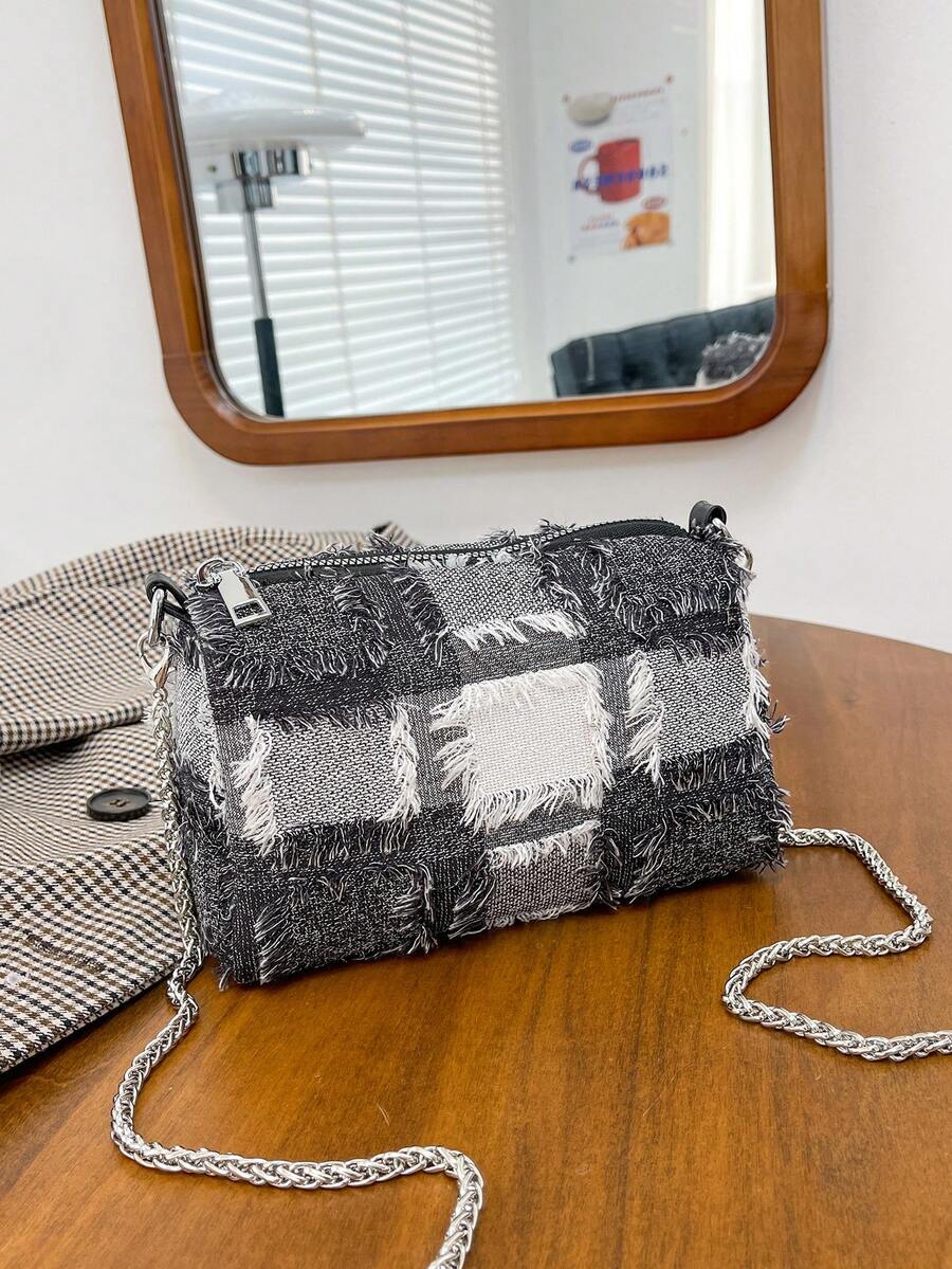1pc Fashion Frayed Fabric Women's Shoulder Crossbody Small Square Bag, Large Capacity Daily Mini Backpack, Personalized Quirky Travel Vacation Beach Chain Bag - Black - View 1