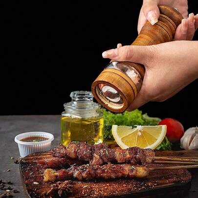 Pepper Grinder, Household Sea Salt Grinder, Wooden Spice Grinder, Manual Pepper Grinder, Spice Pulverizer, Reusable Spice Bottle, Suitable For Barbecues, Picnics, Camping, Kitchen Tools, Friend Gatherings, Kitchen Decorations