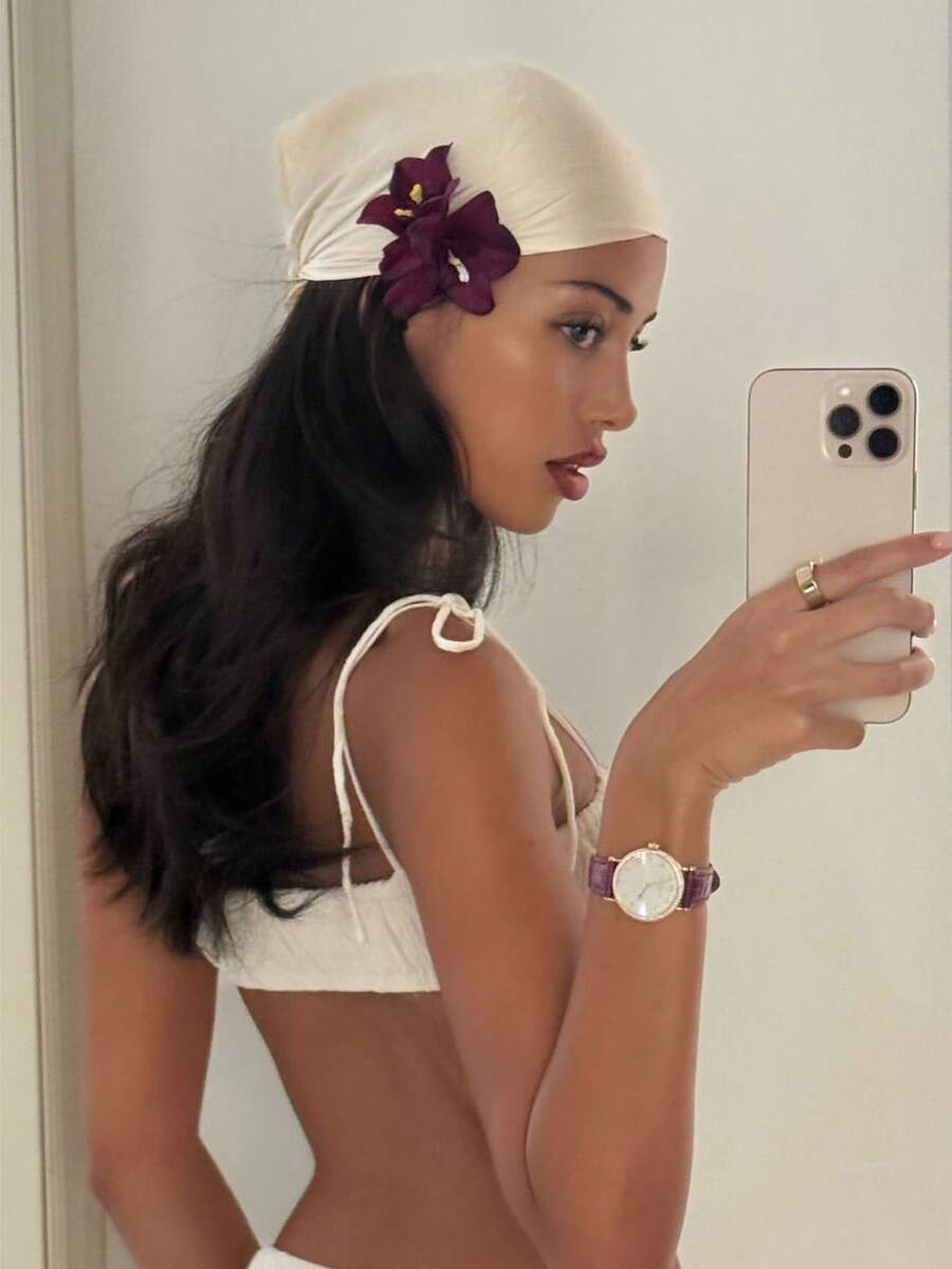 Khăn trùm đầu và khăn quàng cổ thời trang thường ngày dành cho nữ, thích hợp cho kỳ nghỉ.