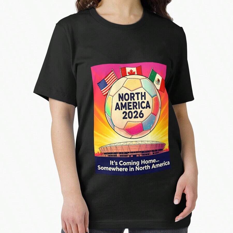 North America 2026 World Cup Vibes Retro Soccer Ball Flags Essential T-Shirt - 黑色 - 查看 1