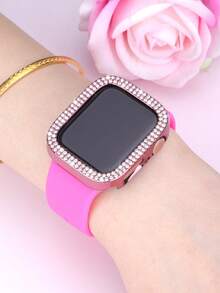 兼容 38mm、40mm、41mm、42mm、44mm、45mm、46mm 和 49mm 的 表带和表壳。采用柔软、运动休闲的硅胶表带，搭配双排镶钻、防震防刮的硬质 PC 穿孔保护壳。兼容 Ultra/11/10/9/8/7/6/5/4/3/SE 女士时尚表带和表壳。佩戴舒适，触控灵敏！ - 芭比粉 - 查看 3