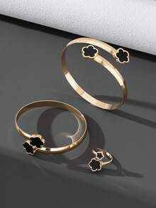 1 Set Of 3 Pieces: 1 Minimalist Fashion Classic Luxurious Lucky Clover Bracelet, 1 Bangle, 1 Ring, Exaggerated Personalized Jewelry Set For Women - Black - View 3