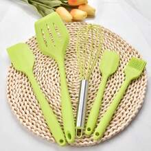 5pcs Silicone Kitchen Utensil Set, Heat Resistant Baking Tools Including Spatula, Basting Brush, Whisk, Long Handle, Suitable For Cooking, Baking And Grilling - View 3