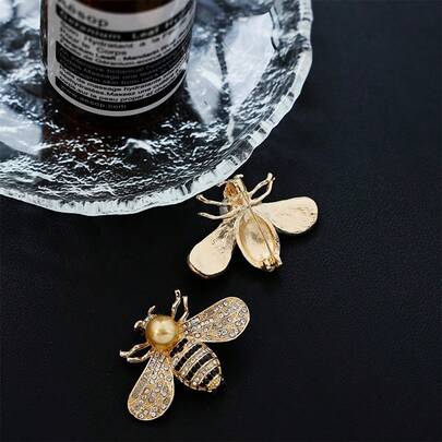 1pc Handmade Luxury Rhinestone Bee & Pearl Brooch, Anti-Slip Lapel Pin Shirt Decor Accessory For Women