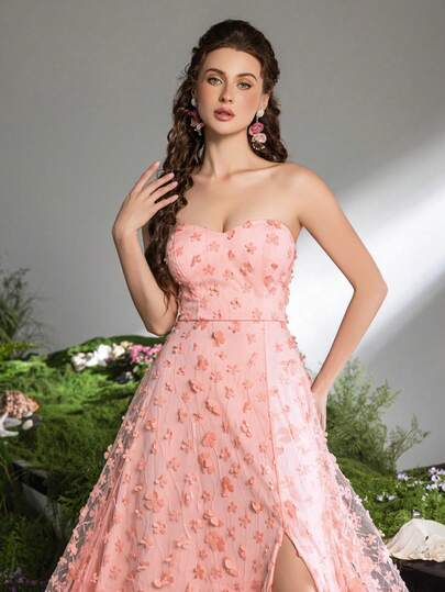 Faeriesty 女士优雅无肩带长款晚礼服，开衩设计，3D立体花卉装饰面料，适合春季婚礼、花园派对、户外庆典、浪漫晚餐等场合。