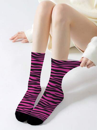 1 Pair Women's Fuchsia Zebra Pattern Mid-Calf Socks, 360 Digital Printing Technology, Comfortable, Fashionable, Personalized Streetwear Hip-Hop Design, Nordic Style, Suitable For Daily Casual, Sports, Commuting, Party, Holiday Gifts And Vacation