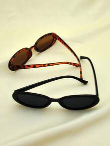 2pcs Oval Women's Fashion Glasses New Small Frame Y2K Glasses - 2PC (Black and Gray Red Bean Flower Tea Tablets) - View 4