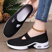 女士透气一脚蹬休闲运动鞋，轻便防滑软底 - 黑色 - 查看 3