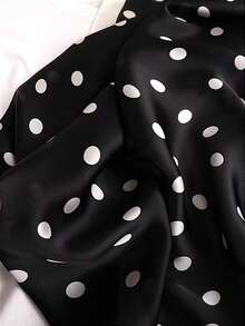 1pc 70*70cm Square Silk Scarf, Women's Satin Printed Headscarf, Neckerchief, Headband, Fashion Ladies Shawl, Scarf - Black Polka Dots - View 3