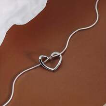 Valentine's Day A Jewelry Bag With A Silvery Hollow Heart-Shaped Necklace, A Stylish Multi-Functional Clavicle Chain, - [silvery] - View 2