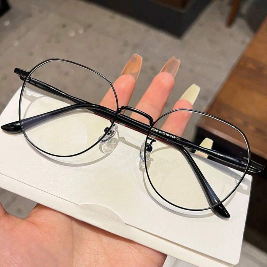 1pc Women's High-Quality Student-Style Lightweight Round Frame Glasses, Suitable For School, Computer Reading, Gaming, TV, Mobile Phones And Other Occasions, An Ideal Accessory For Women - Black - View 1