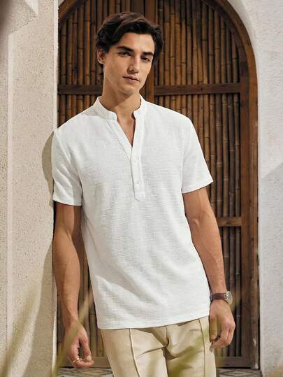 Mercer Haus Men's Classic Solid Color Textured Stand Collar Half-Button Design Casual Tee, Fashionable Minimalist Commuting Street Wear Summer New Arrival Short Sleeve T-Shirt