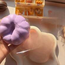 最新款木质冰淇淋慢回弹软胶玩具，面包造型减压捏捏乐，三福同款 - 生日礼物、圣诞礼物、派对礼物、最佳礼物、复活节礼物 - 彩色 - 查看 6