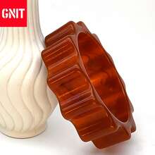 GNIT A Stylish Retro Marble-Patterned Gear-Shaped Acrylic Wide Bracelet For Women, A Chic And Minimalist Accessory For Vacation And Casual Outfits - Gear Bracelet - View 15