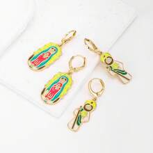 一对18K镀金铜质圣母玛利亚天使吊坠耳环，奢华简约小众珠宝设计 - 金色 - 查看 2