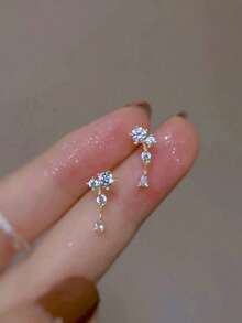 一对女士时尚优雅闪亮立方氧化锆水滴形耳钉，适合日常佩戴、聚会、送礼，采用925纯银制成 - 金色 - 查看 4