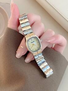 1件金色方形手链女士石英表，罗马数字刻度，适合日常佩戴，也可作为生日/毕业礼物或派对礼物 - 金色 - 查看 3