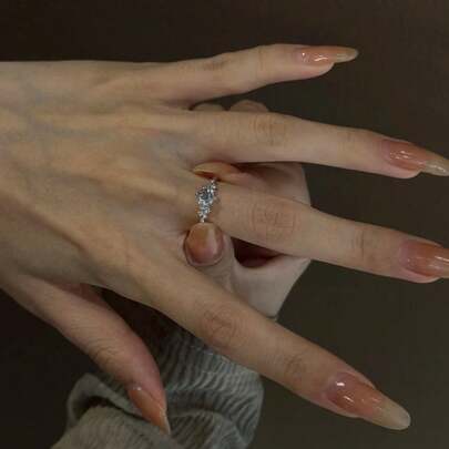 1 pieza Nuevo anillo de compromiso con diamantes de estilo "Carta de amor de Berlín", diseño único y elegante de lujo minimalista y versátil para mujeres