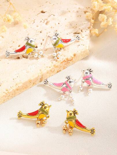 一对精致复古3D彩色小鸟耳钉，做旧优雅设计，简约百搭，适合女性日常、派对、活动佩戴。