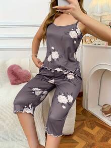 2pcs Women Casual Sexy Floral Print Ruffle Trim Camisole And Bow Decor 3/4 Pants Pajama Set - Multicolor - View 4