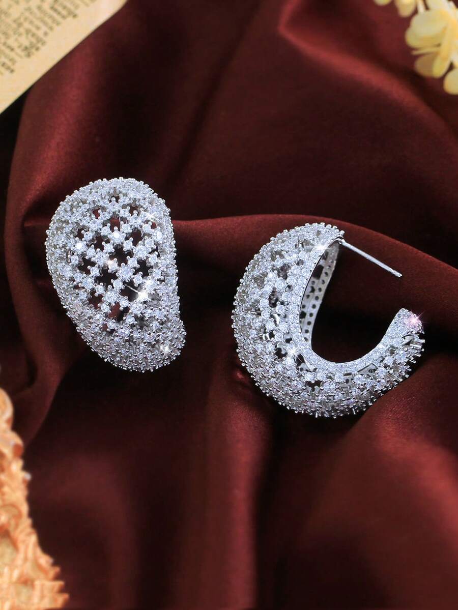 1 Đôi bông tai hình bán nguyệt rỗng đính đá Cubic Zirconia lấp lánh, bông tai mặt dây chuyền CZ mạ vàng/bạc, quà tặng trang sức cho nữ giới thích hợp cho tiệc tùng, đám cưới, lễ đính hôn, tiệc chiêu đãi, cuộc thi sắc đẹp.