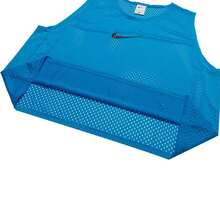 Nike 男女通用 U NK DF 训练背心 26 轻便休闲舒适款，IR8437-406 - 藍色 - 查看 5