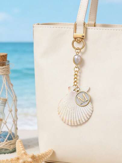 1 pieza Llavero con concha marina, estrella de mar y perla con letras de la A a la Z, dije para bolso de playa, estilo playa de verano, llavero de concha marina natural, accesorios de moda, adecuado para bolsos, colgantes de teléfono, pendientes y llaves de coche, regalos únicos para fiestas, cumpleaños, vacaciones, bodas, Día de la Madre y Acción de Gracias