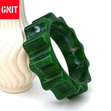GNIT A Stylish Retro Marble-Patterned Gear-Shaped Acrylic Wide Bracelet For Women, A Chic And Minimalist Accessory For Vacation And Casual Outfits - Gear Bracelet - View 12