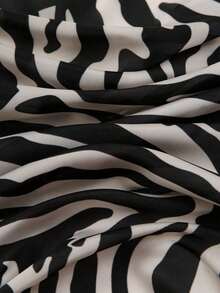1pc Simple Printed 70*70cm Bandana For Women, Spring New Arrival, Can Be Used As Scarf, Belt, Bag Decor Or Headband Bandana,Hair Band,Head Band Ideal For Dressing Up Your Look Witch - 黑與白 - 查看 5