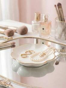 1pc/Set Plum Blossom Shaped Luxury Tray, Gold Rimmed Plate, Multi-Purpose Serving Dish, Home & Party Use - White - View 6