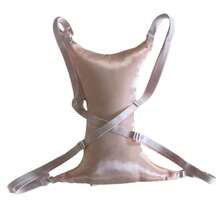 1个女士可穿戴式身体支撑枕，提拉胸部，放松肩颈，可调节挂颈设计，适合睡眠和哺乳。 - 1PC - 查看 14