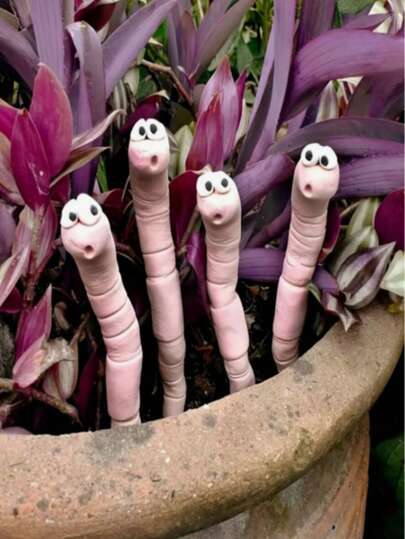 3pcs Cute Thirsty Bug Plant Decor - Silicone Resin Garden And Yard Accessories With "Drink Me" Sign, Batteryless, Suitable For Indoor/Outdoor Plants, Halloween Theme, Classic Style, Garden Decor, Joke Design, Durable Decoration, Garden Ornaments, Outdoor Garden Decor, Halloween Decorations, Garden Accessories, Large Garden Decorations