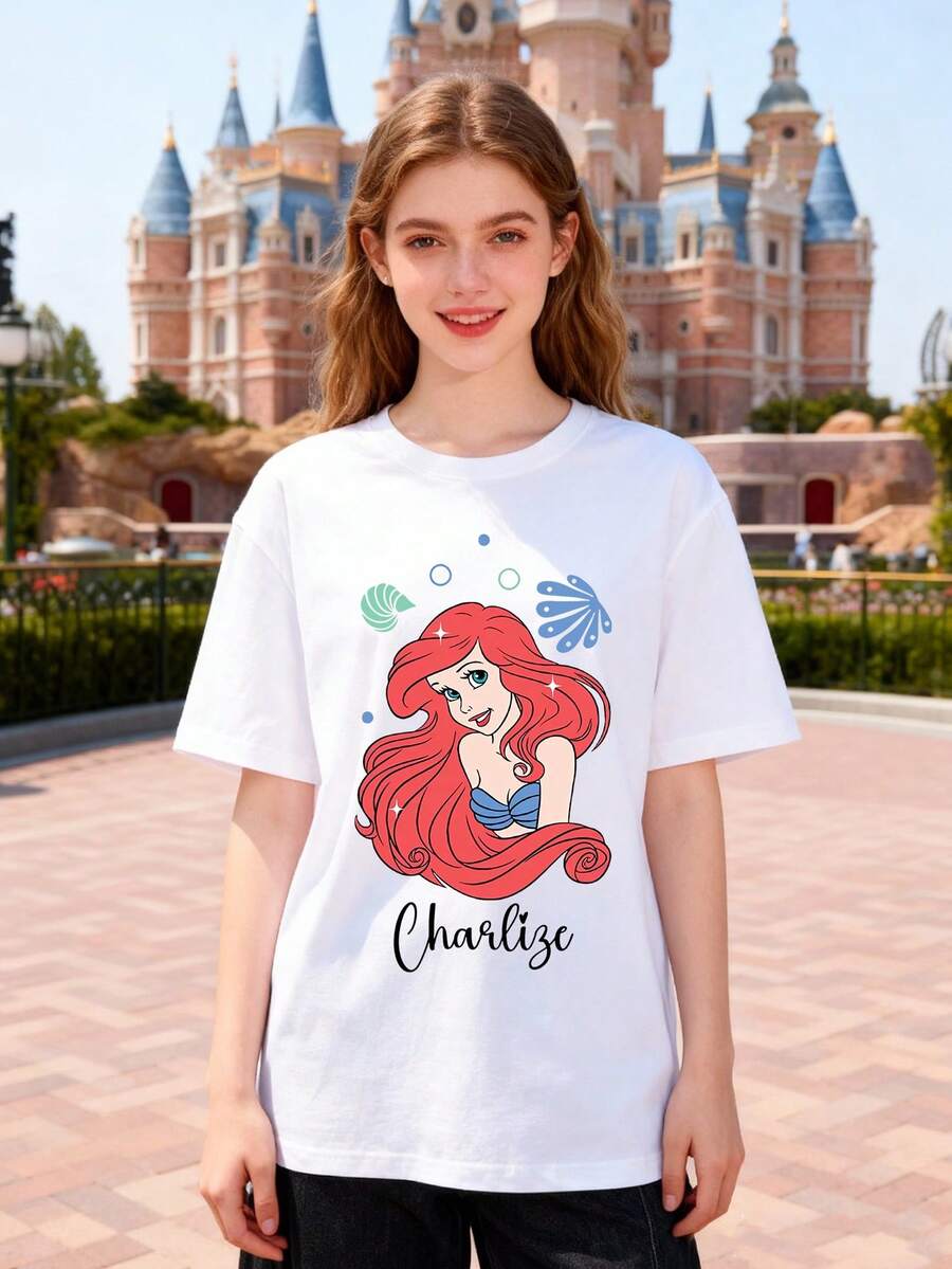 Disney Women's T-Shirt Features A Creative Disney Princess Ariel Photo Frame-Inspired Cartoon Print Spring/Summer Women's Crew Neck T-Shirt Soft And Comfortable 100% Cotton Fabric A Stylish Disney Women's Graphic Tee Perfect For Everyday Wear, Outings, Travel, And Leisure Also Makes An Exquisite Gift - Blanc - Voir 1